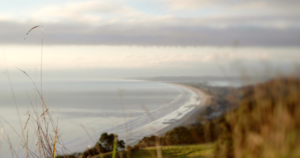 Photo of the Whakatāne coast.